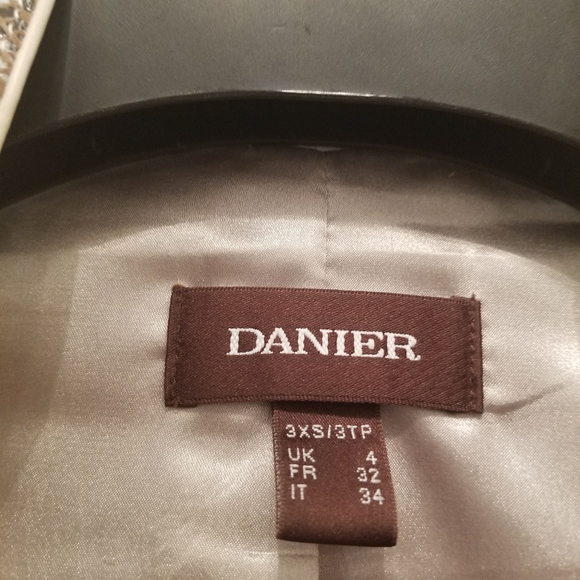 Danier Leather Jacket - Picture 4 of 4